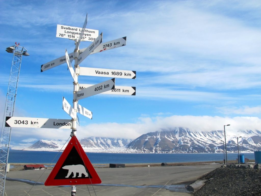 On Svalbard, Norway the polar bears largely outnumber the residents. This is a travel guide including tips and a recap from my time spent there.