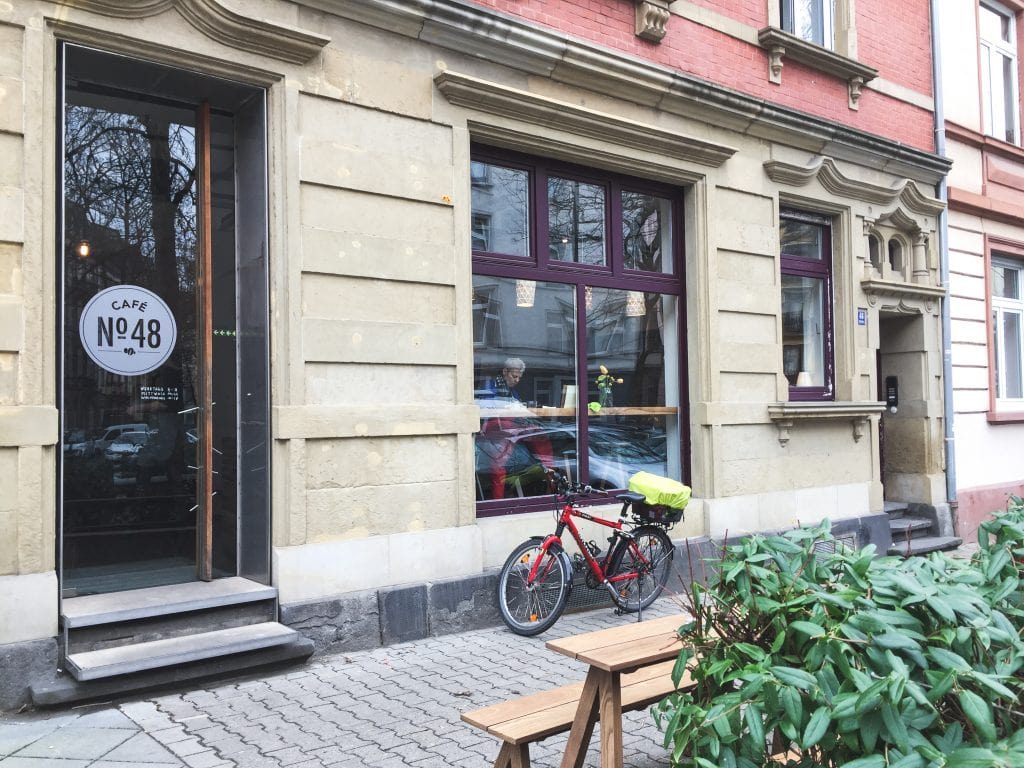 Cafe no. 48 in Frankfurt Nordend