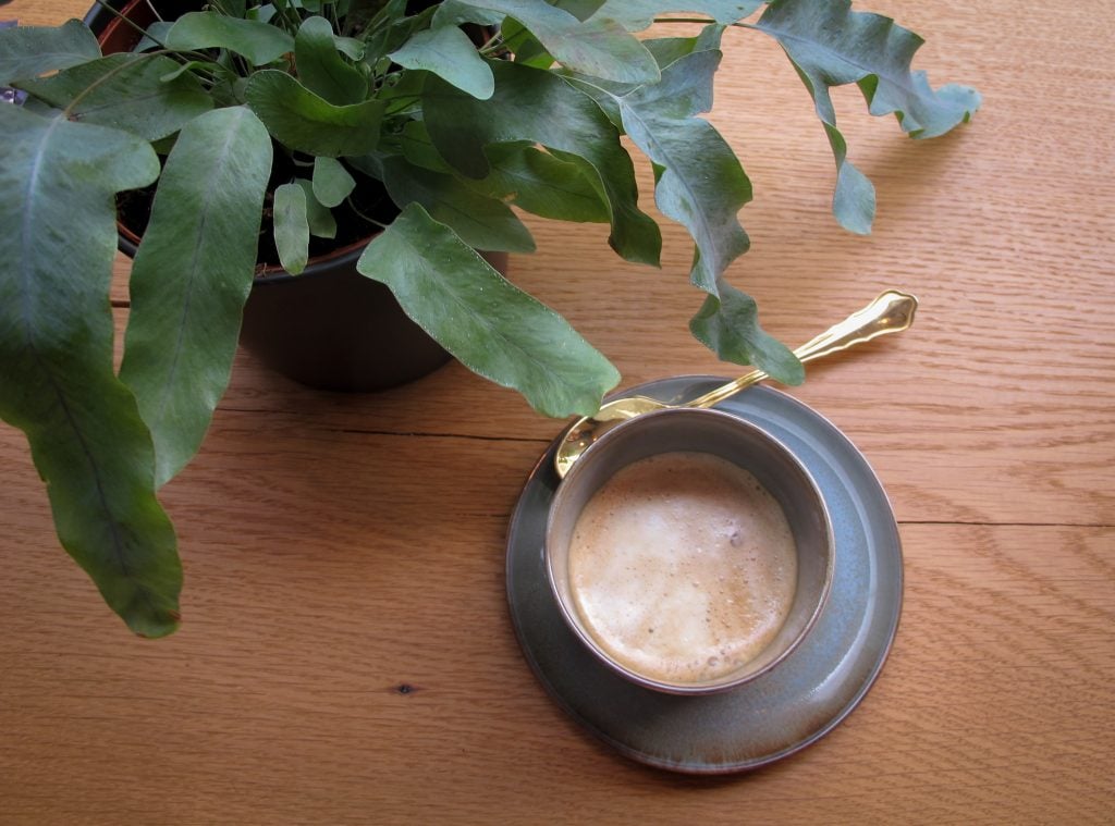 Double shot almond milk cortado at Hector und Tilda in Dusseldorf