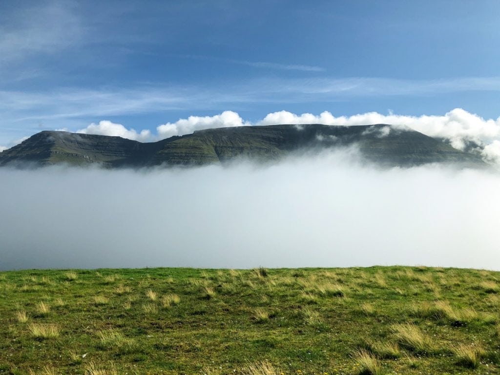 Kalsoy, Faroe Islands: Everything to Know About the Hike to Kallur Lighthouse fog