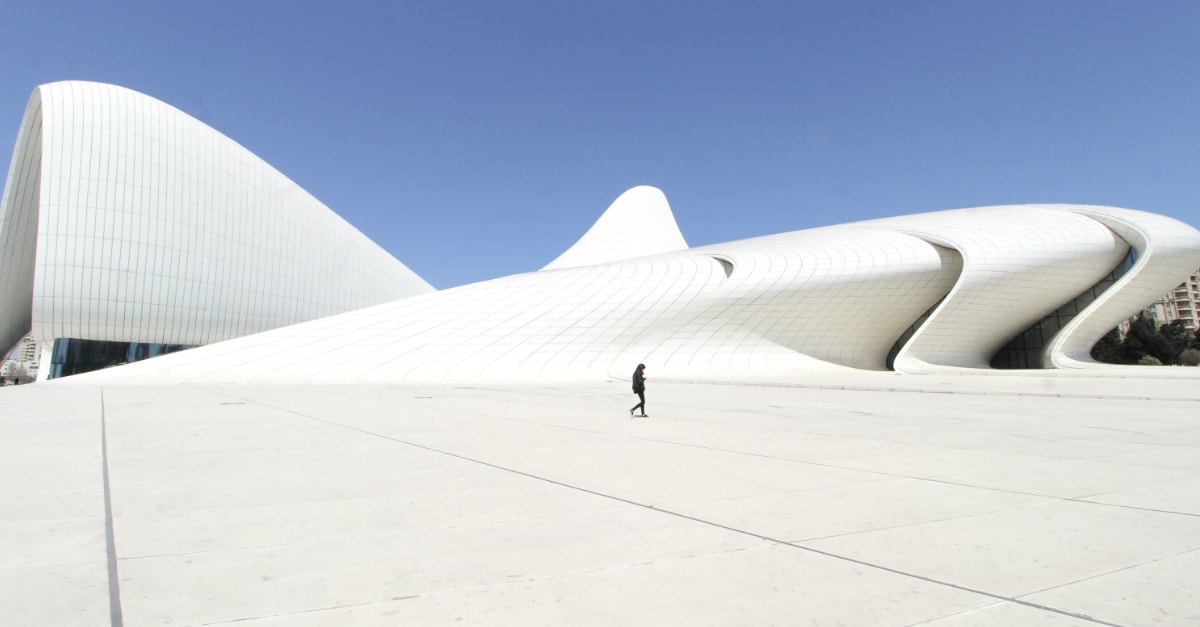 25 Useful Things to Know Before You Visit Baku, Azerbaijan heydar aliyev center