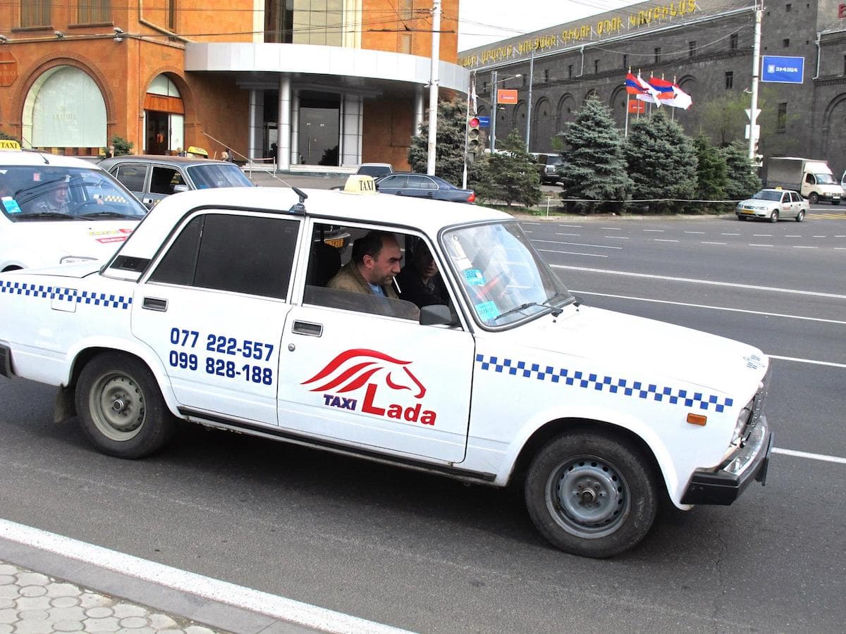 How to Take a Taxi in Yerevan, Armenia (and not Pay an Exorbitant Amount)