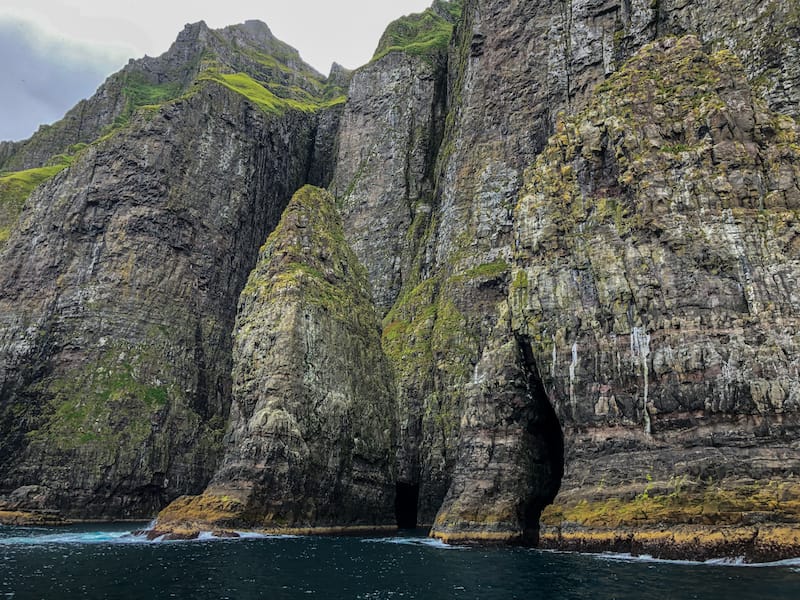 Faroe Islands excursions and tours: Vestmanna bird cliffs