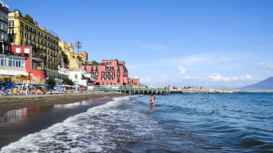 naples italy hotel guide