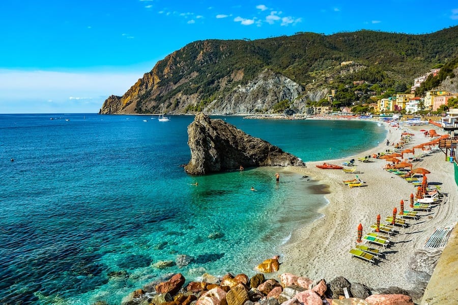 cinque terre day tour from milan