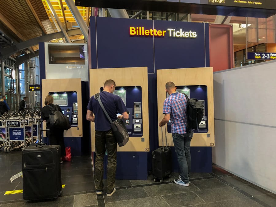 buying a train ticket from oslo airport to city