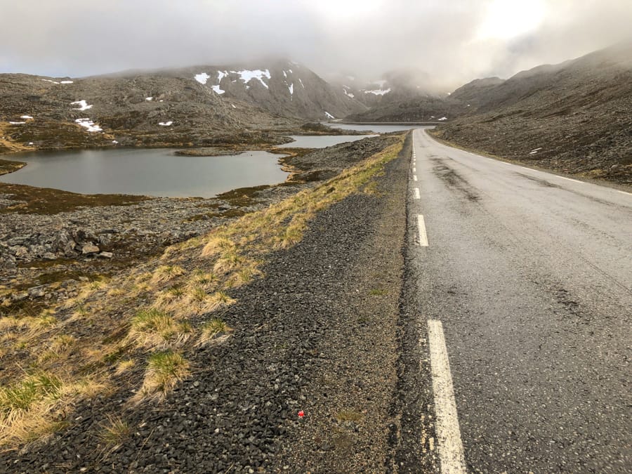  Conduire sur le cap nord de l'île de mageroya 