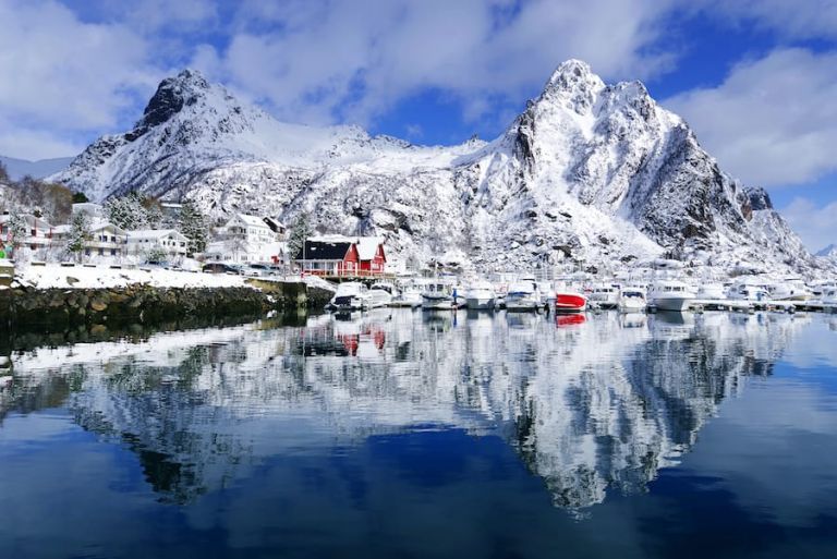 10 Adventurous (and Beautiful!) Things to Do in Svolvaer, Norway