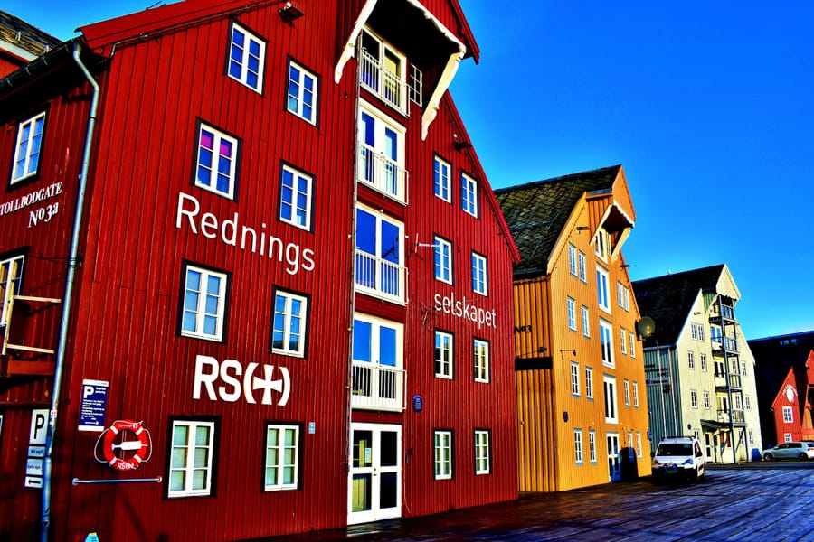 Tromsø in winter guide of things to do, places to visit, and what to do. Includes Tromsø tours and excursions, restaurants, and more!