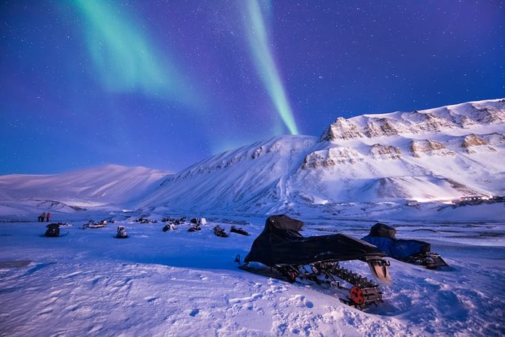 svalbard-northern-lights-guide-how-to-see-them-tips