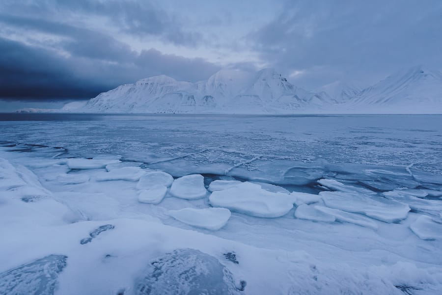 12 Otherworldly and Epic Things to Do in Svalbard in Winter