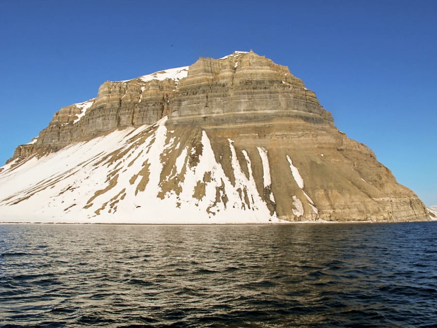 Things to know before visiting Svalbard and Longyearbyen