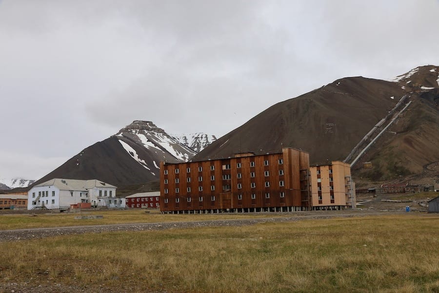Best Svalbard Tours: 12 Excursions That Are Worth Your Money