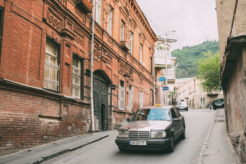 Tbilisi Taxi Tips: Taking a Taxi in Tbilisi with 2 Useful Apps