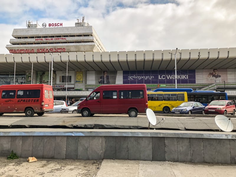 jak tanio dostać się z Tbilisi do Batumi (5 najlepszych opcji)