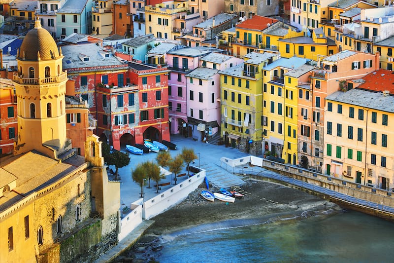 16 Essential Things to Know Before You Visit Cinque Terre: Visit Vernazza