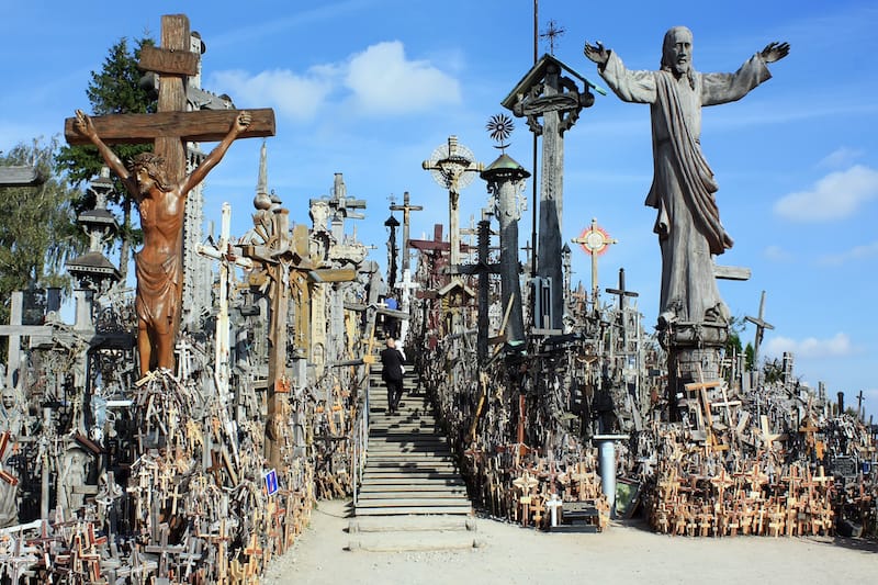 Best places Lithuania: Hill of Crosses