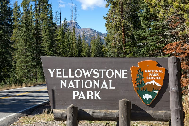 National park sign yellowstone