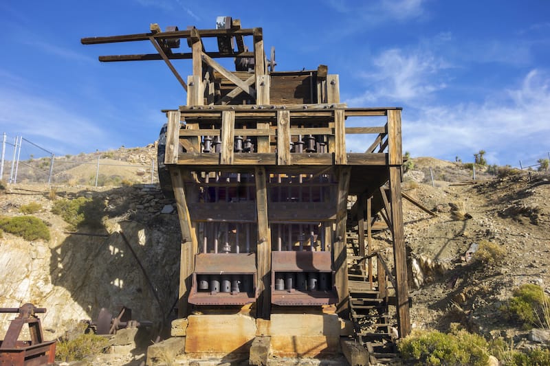 Lost Horse Gold and Silver Mine Platform and Rust Colored Industrial Machine Equipment in Joshua Tree National Park