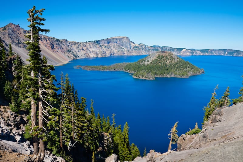 Crater Lake National Park in Oregon