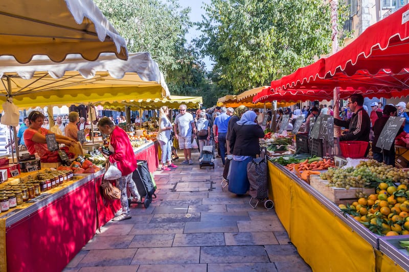 The Cours Lafayette Market, Place Louis Blanc in Toulon