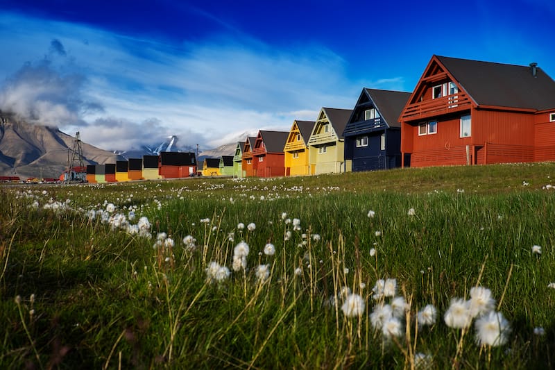 Where to stay in Longyearbyen shutterstock_1047271492