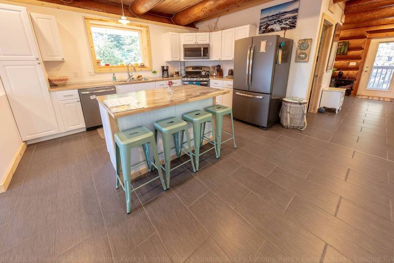 Seward Airbnb and Cabins 1