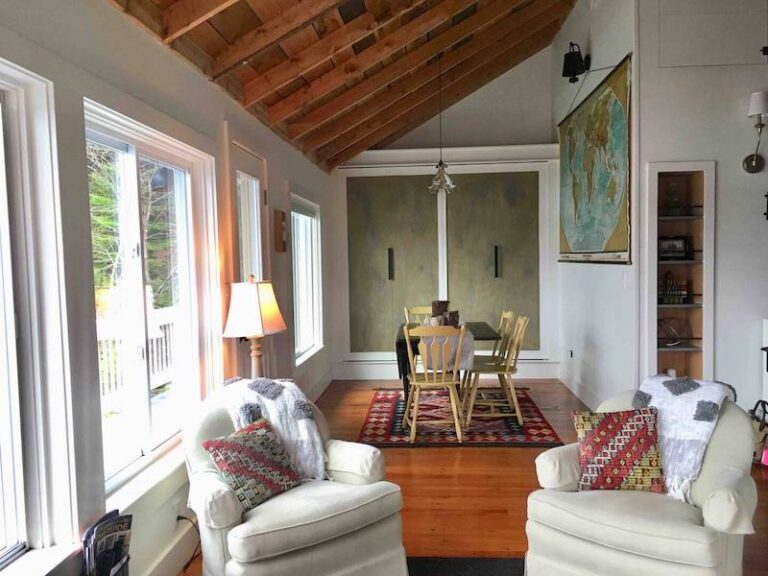 9 Best Airbnbs in Acadia National Park (+ Bar Harbor Options)