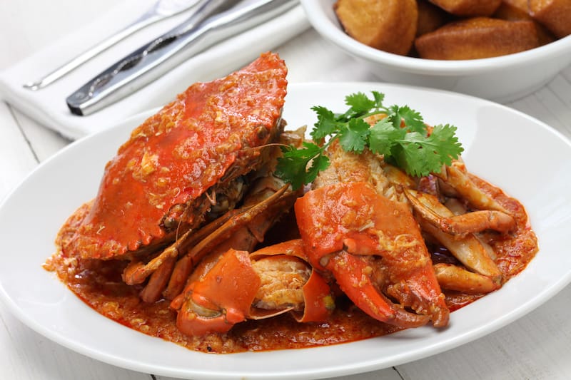 chilli mud crab with fried mantou, singapore cuisine