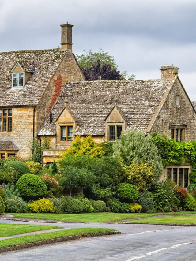 30+ Best Places to Visit in England