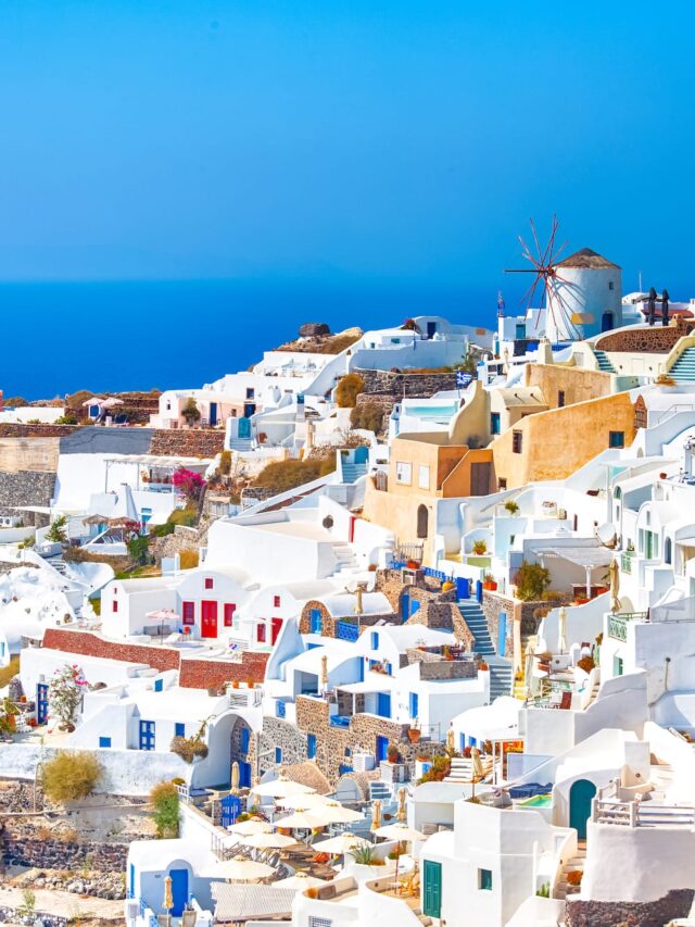 18 Breathtaking Places to Visit in Greece