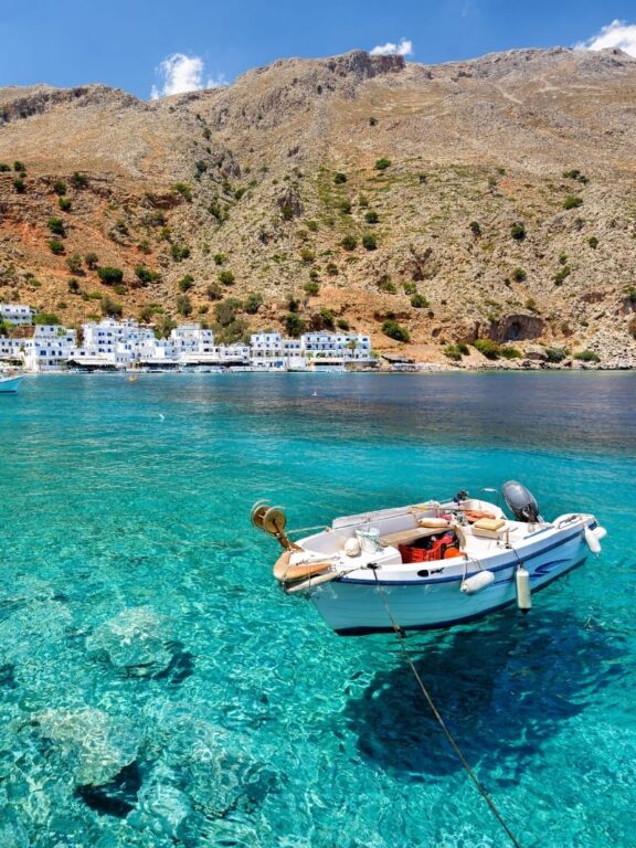 5 Jaw-Dropping Places to Visit in Crete