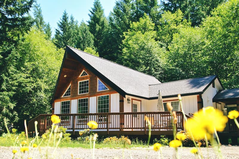 Cozy Mt. Rainier Cabin near White Pass Ski
