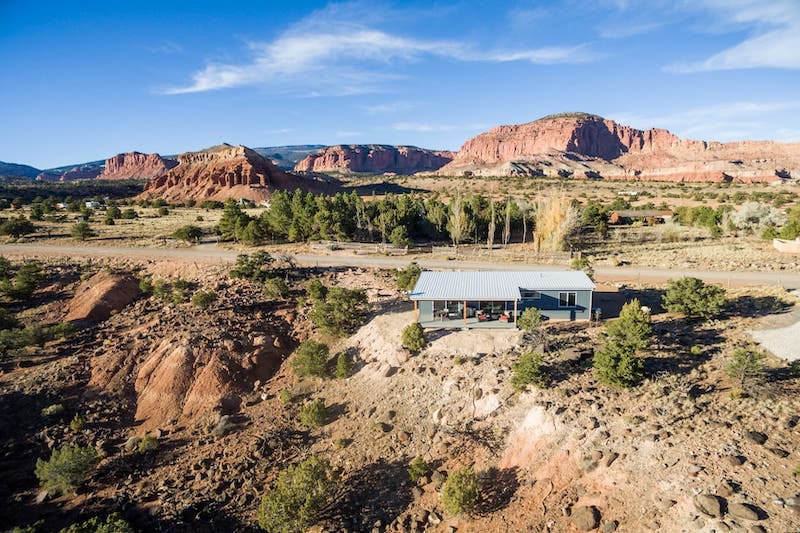 Cozy New Home with Breathtaking Views and More 1 - Best Airbnbs in Torrey Utah