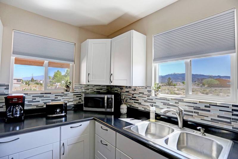 Entire Guesthouse Between Death Valley & Las Vegas