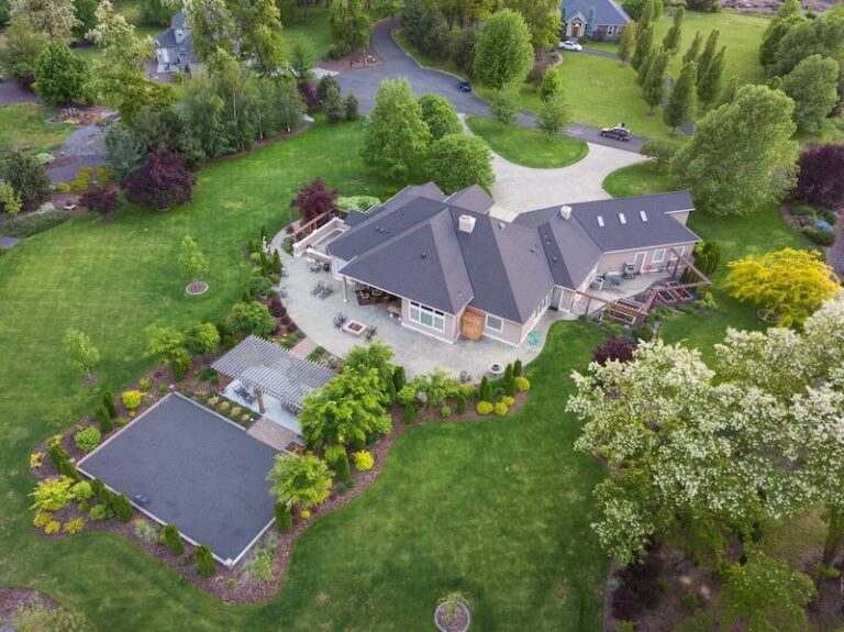 13 Best Airbnbs in Walla Walla, WA (+ Large Group Options!)