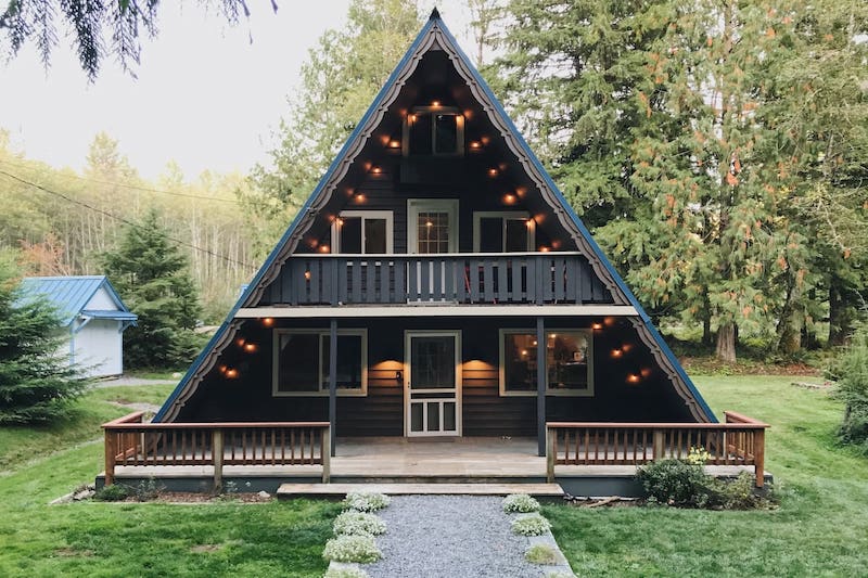 Mt. Rainier A-Frame Cabin (+ Hot Tub)