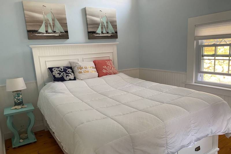 Recently Renovated in Kennebunkport (Budget Option)