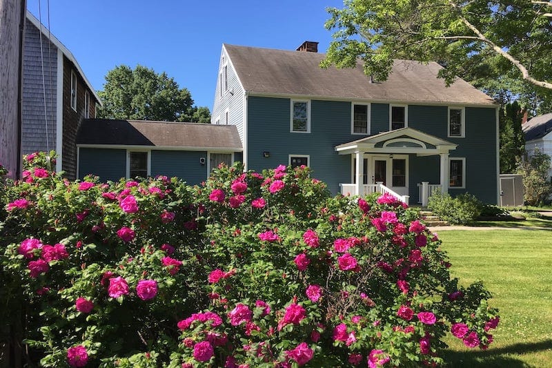 Renovated House Just Steps to Dock Square