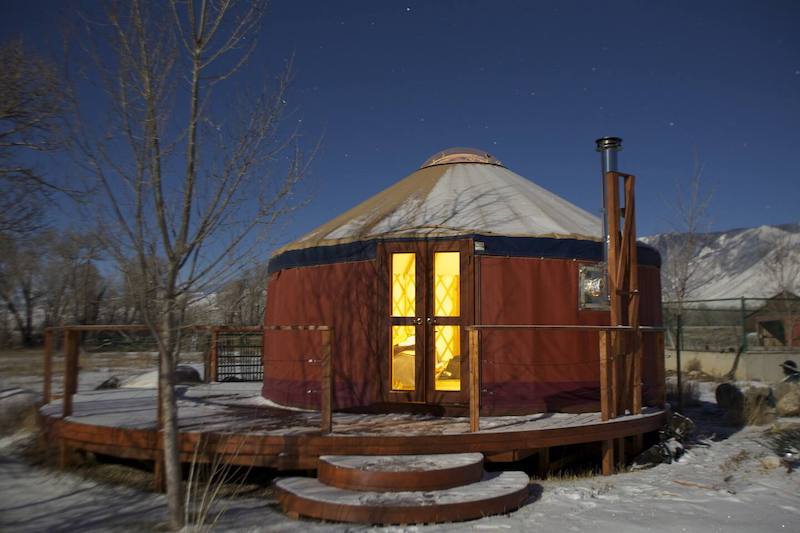 Sun and Moon (Private Yurt!)