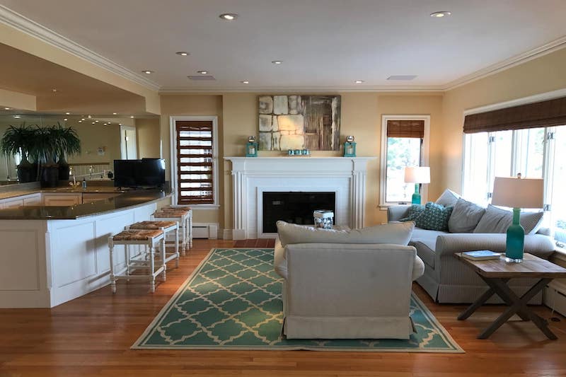 The Beach House - Oceanfront Vacation Rental