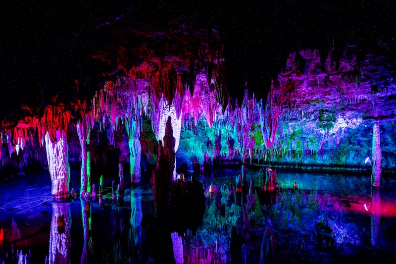 Meramec Caverns