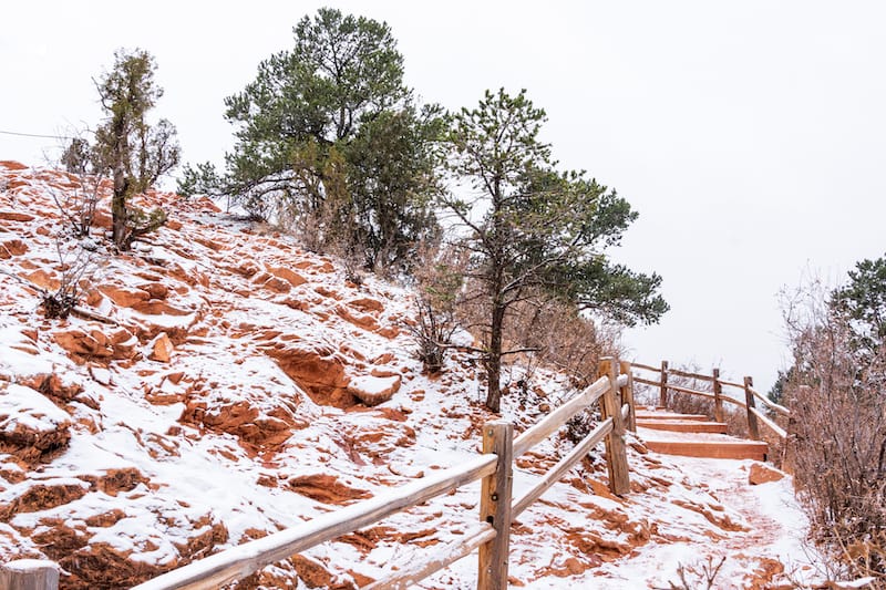 Hiking in winter in Garden of the Gods