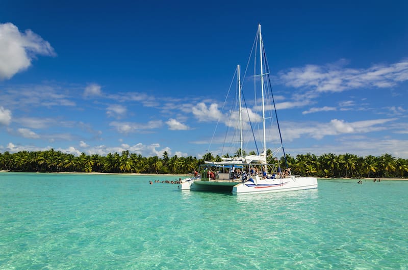 Best Places to Take Your Catamaran Rental in the Bahamas