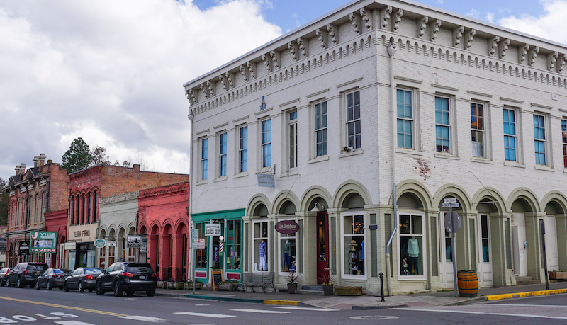 Jacksonville - Underawesternsky - Shutterstock.com