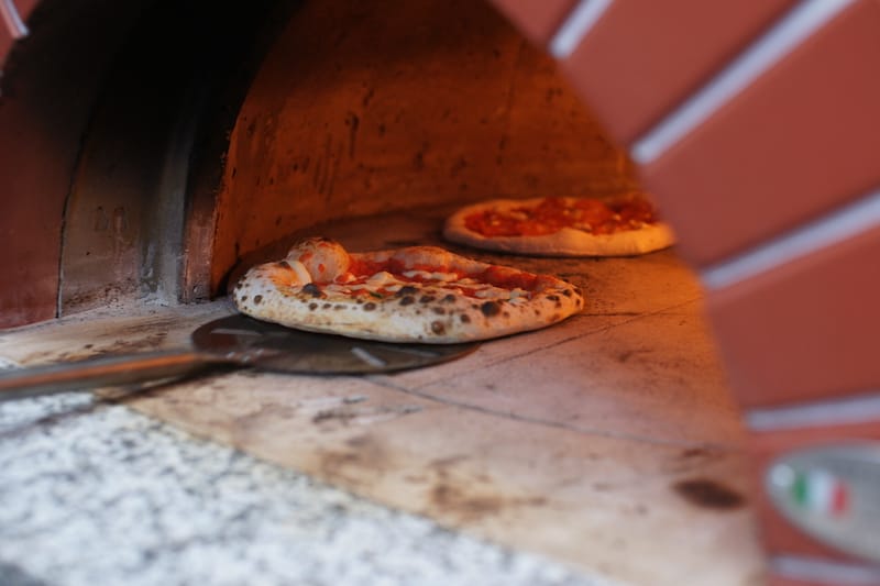 Neapolitan pizza in Toronto
