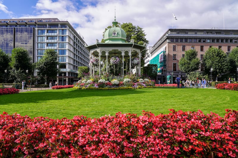 Byparken in the sun