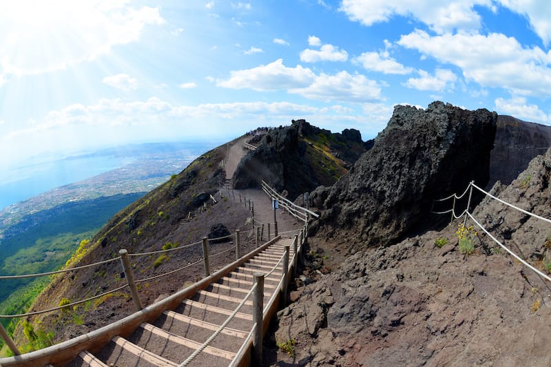 Hiking Mt Vesuvius