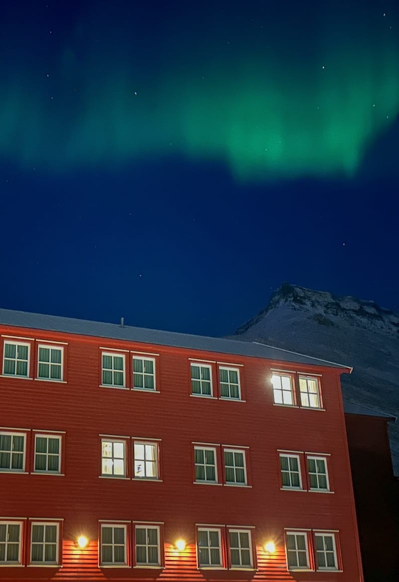 Northern lights above Funken Lodge