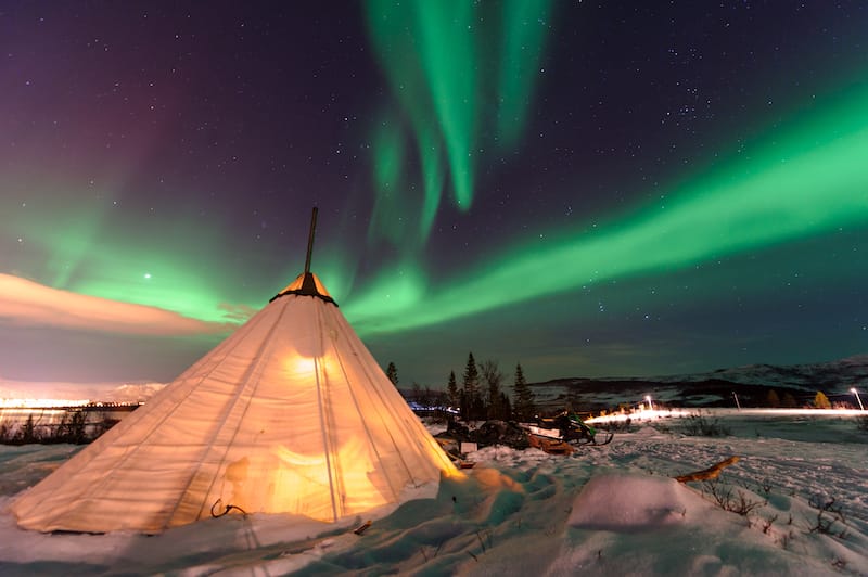 Lavvu under the Tromso northern lights